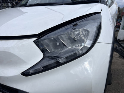 TOYOTA AYGO X 2022-2025 1.0 AUTOMATIC GENUINE COMPLETE FRONT END WHITE (040)