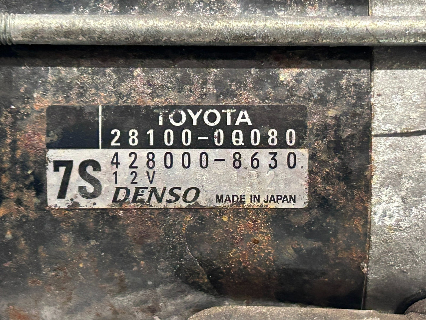 47545304