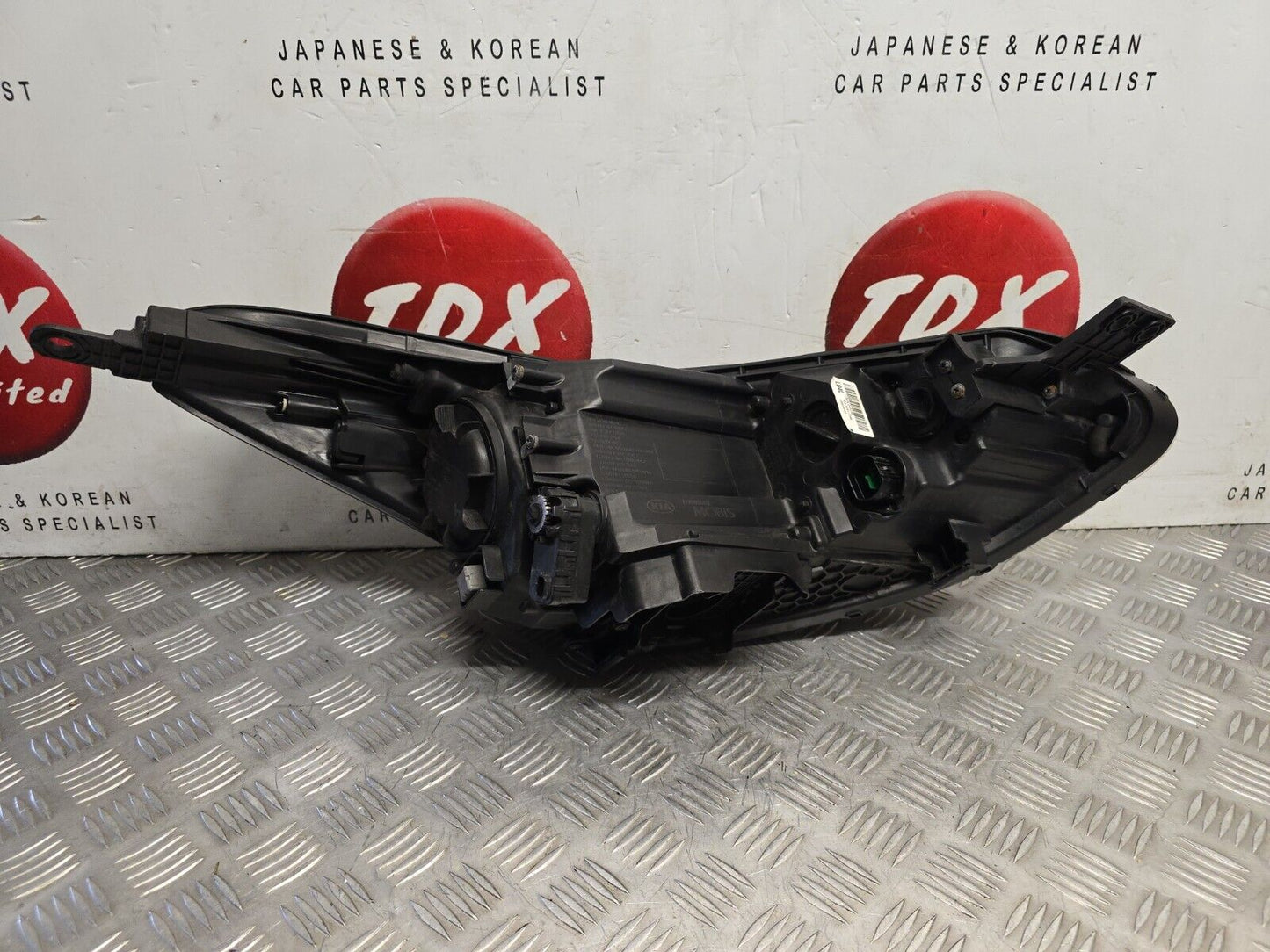 KIA SPORTAGE MK4 2016-2020 PREFACELIFT PASSENGERS LED HEADLIGHT LAMP 92101-F1040