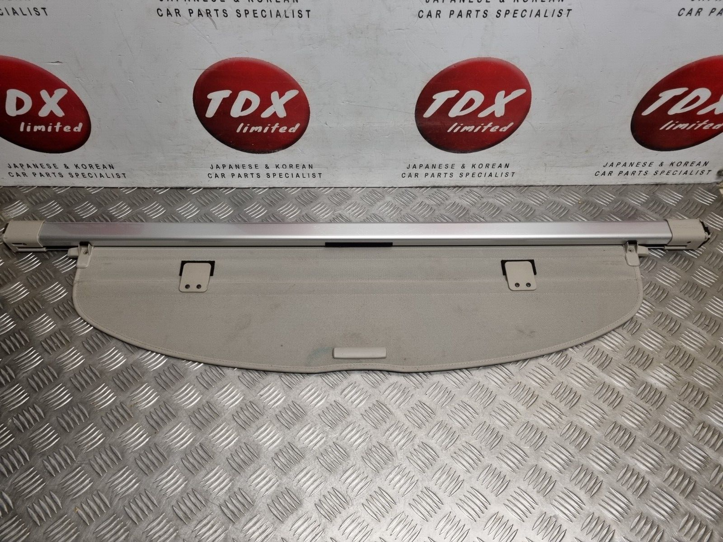 NISSAN X-TRAIL (T32) 2014-2021 MK3 7 SEATER RETRACTABLE PARCEL SHELF LOAD COVER