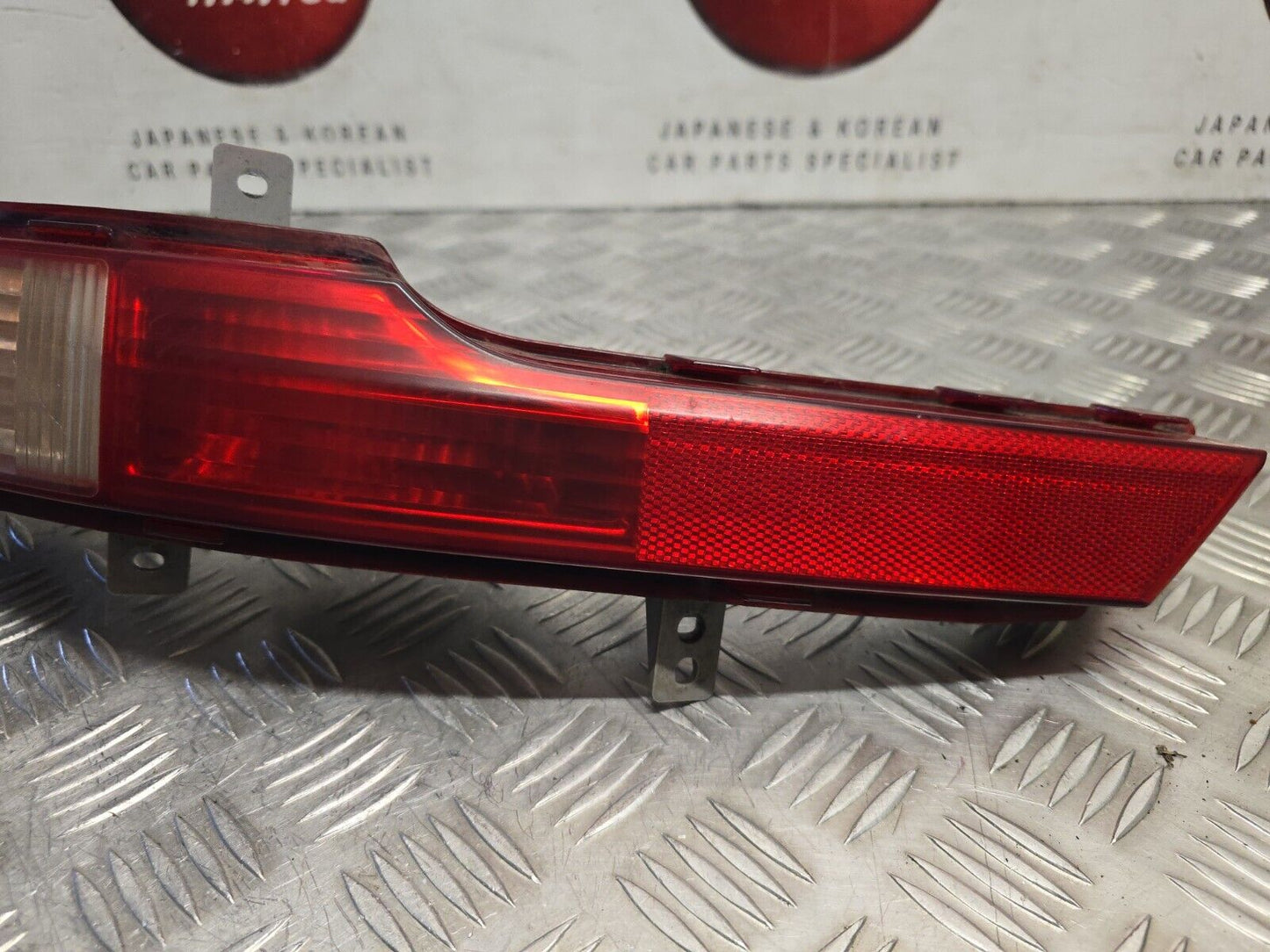 KIA SPORTAGE (SL) MK3 2010-2015 PASSENGERS SIDE REAR BUMPER FOG LIGHT 92405-3U3