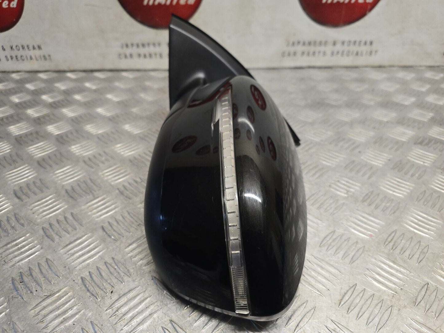 NISSAN QASHQAI J11 2014-2021 GENUINE PASSENGER SIDE POWER FOLD MIRROR Z11 BLACK