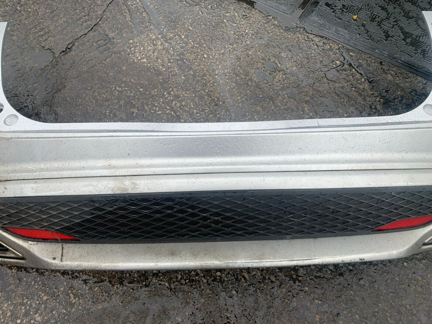 HONDA CIVIC TYPE-R (FN2) 2007-2010 GENUINE REAR BUMPER SILVER COLLECTION