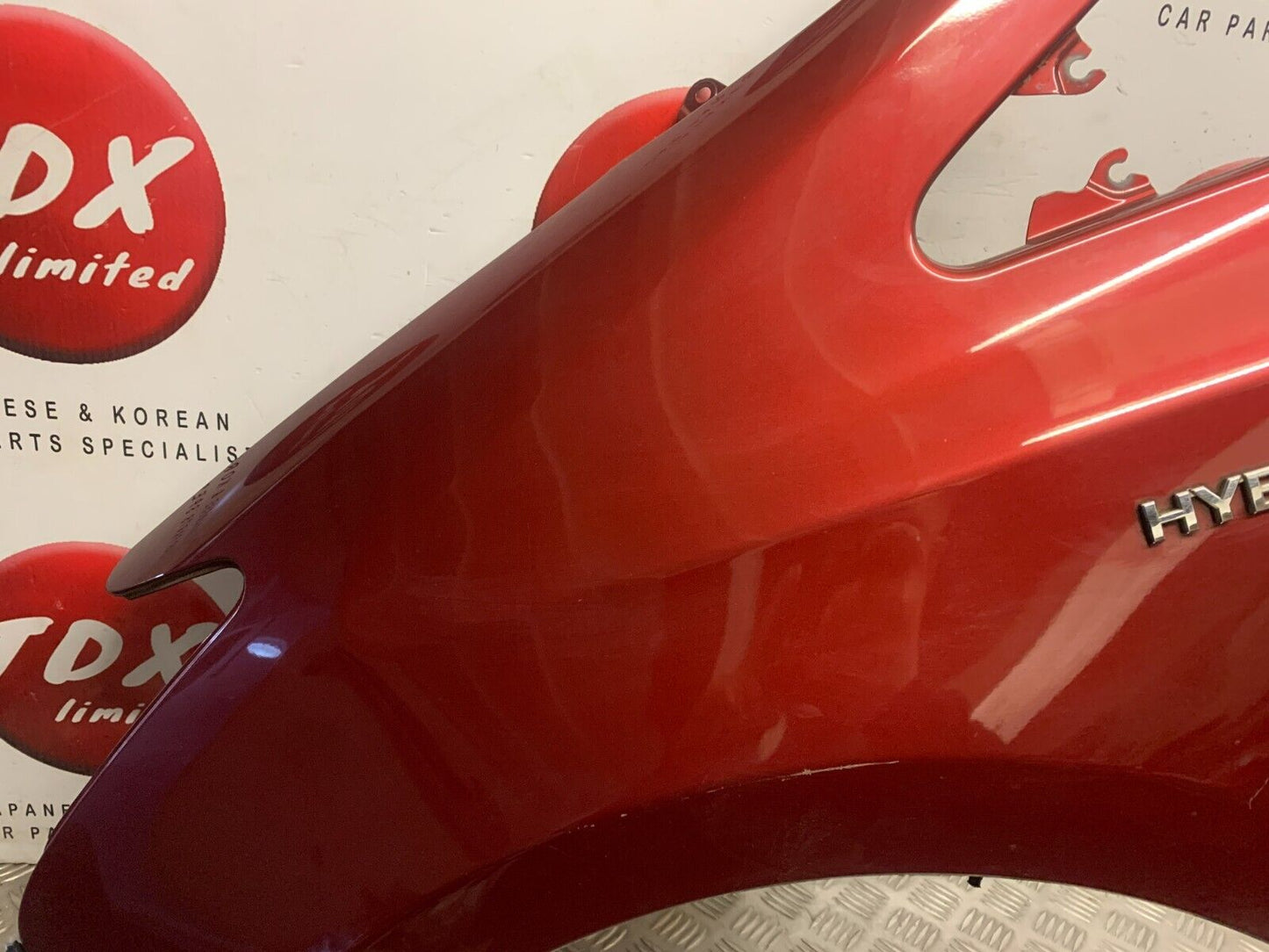 TOYOTA PRIUS PLUS 2015-2019 GENUINE PASSENGER FRONT WING/FENDER RED COLLECTION