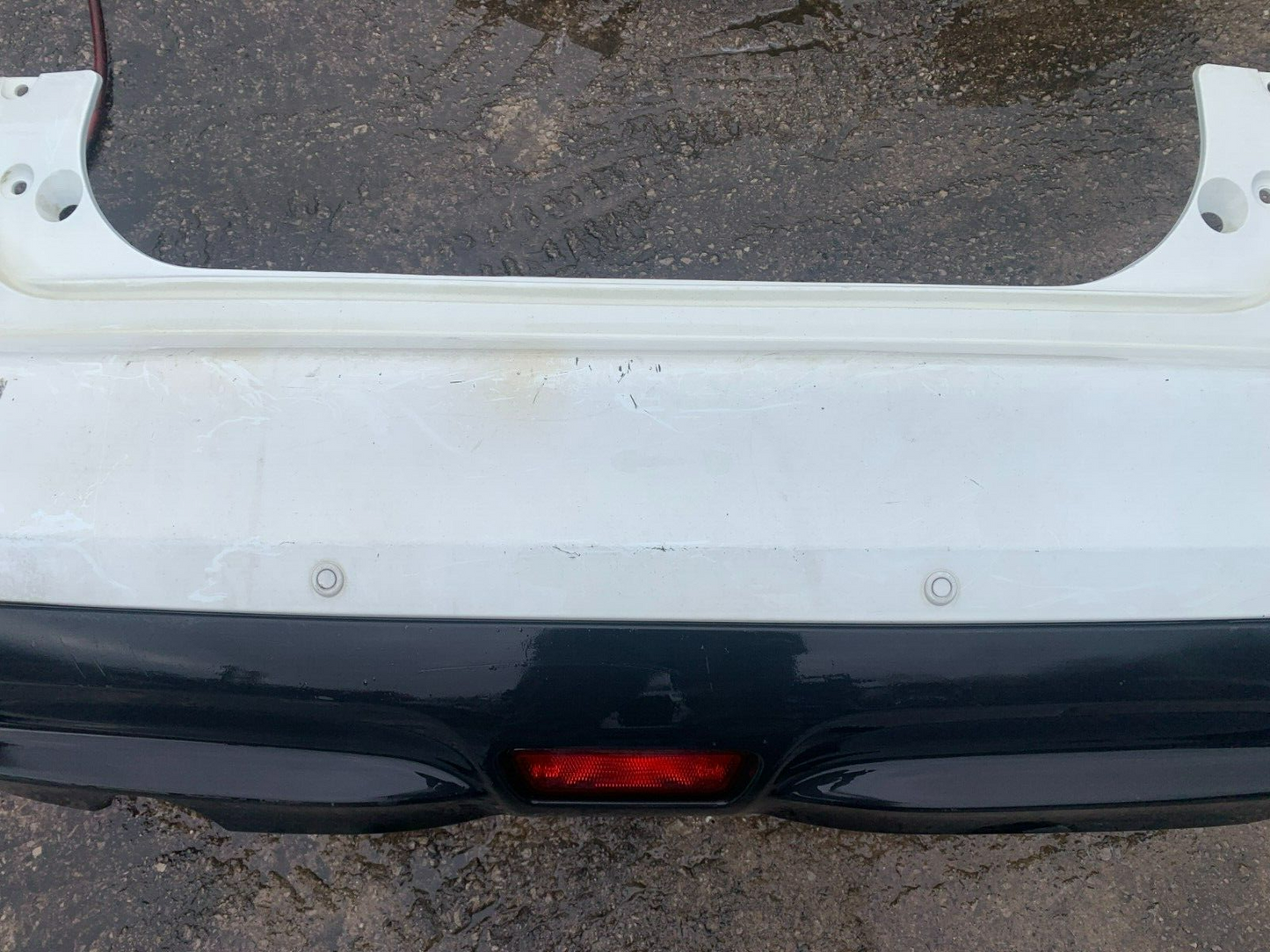 NISSAN JUKE F15 2010-2014 GENUINE PRE-FACELIFT REAR BUMPER WHITE COLLECTION