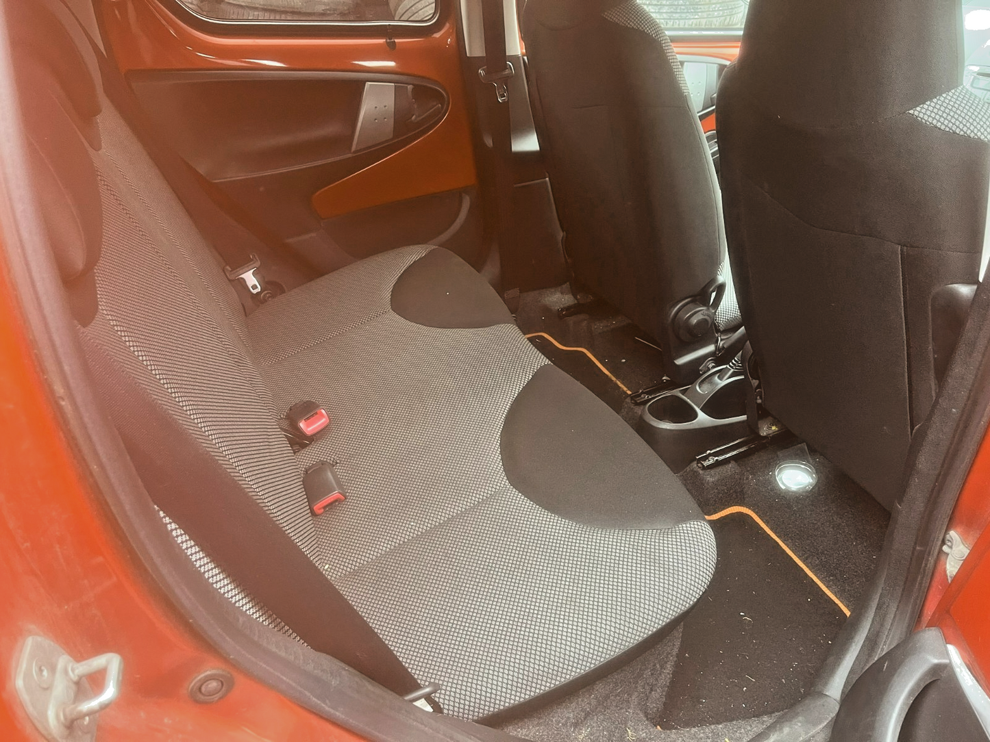 2013 TOYOTA AYGO MK1 1.0 PETROL 5 SPEED MANUAL DOOR VEHICLE FOR BREAKING AND PARTS