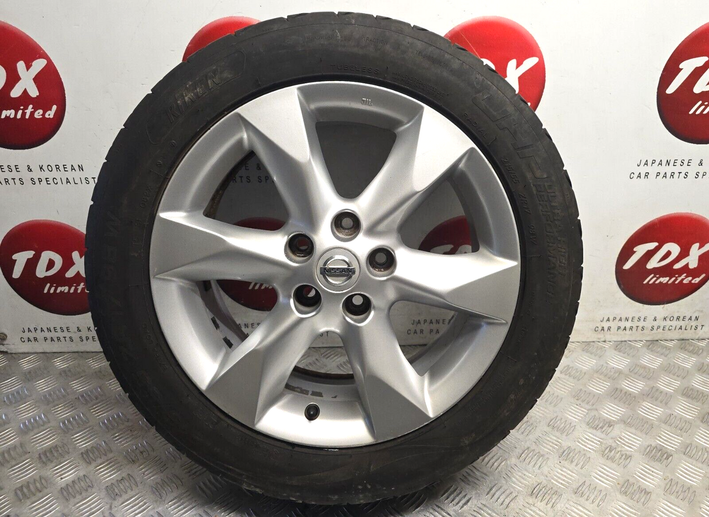 NISSAN JUKE F15 17" INCH 2010-2019 ALLOY WHEEL WORN TYRE 215/55/17 BA61A