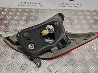 TOYOTA YARIS 2012-2015 GENUINE PASSENGERS SIDE REAR OUTER BRAKE BODY LIGHT LAMP