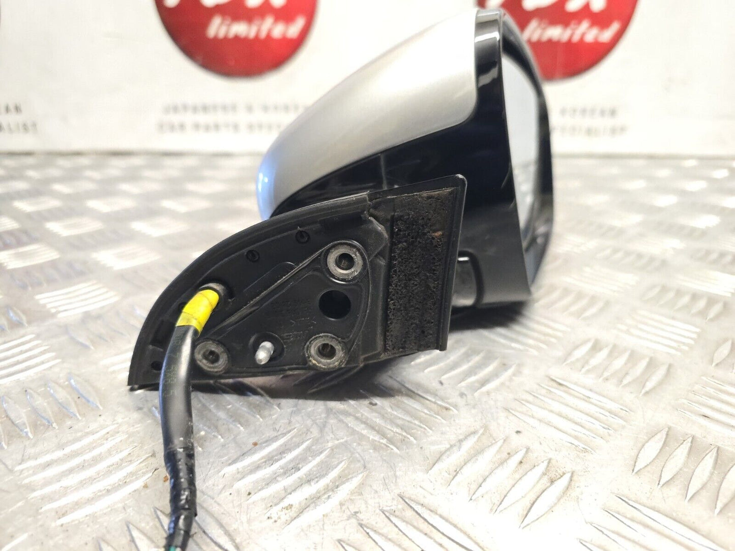 KIA CEED JD MK2 2012-2018 GENUINE DRIVERS POWER FOLD PUDDLE LIGHT WING MIRROR