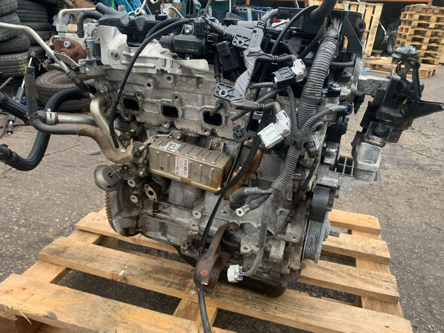 TOYOTA RAV4 MK4 2013-2015 2.2 DIESEL D-4D 2AD-FHV BARE ENGINE 56,00 MILES