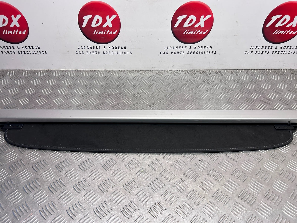 Lexus CT200h A10 MK1 2011-2020 Genuine Roller Blind Parcel Shelf / Luggage Cover - photo 5 of 7