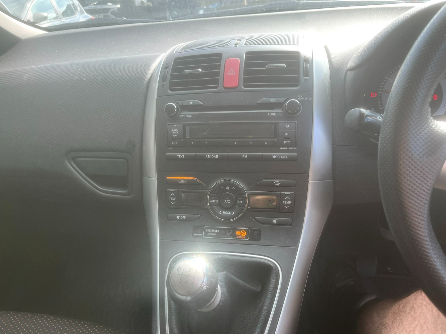 2010 TOYOTA AURIS T SPIRIT MK1 E150 1.6 PETROL 6 SPEED MANUAL VEHICLE FOR BREAKING AND PARTS