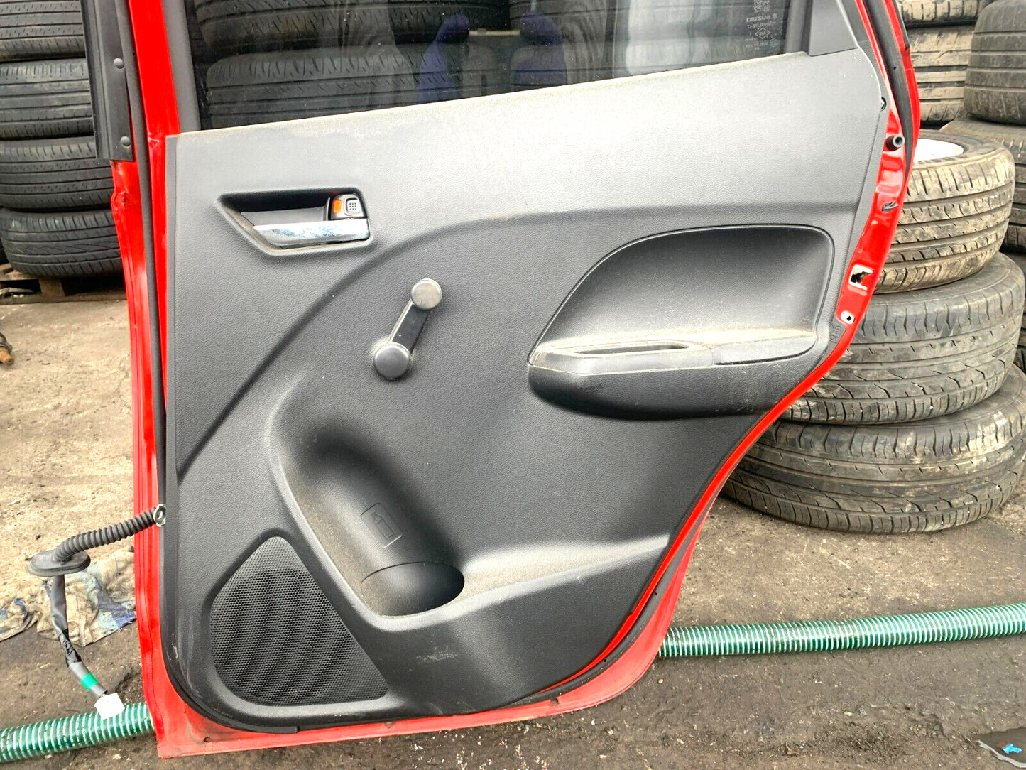 SUZUKI BALENO A1K MK2 2016-2019 DRIVER SIDE REAR COMPLETE DOOR Z4Q RED