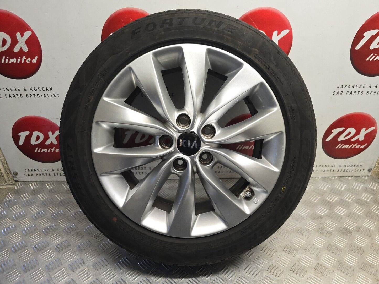 KIA OPTIMA MK4 JF 2016-2019 17" INCH ALLOY WHEEL 4MM TYRE 215/55/17 52910-D4250