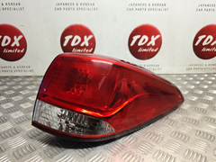 Kia Carens RP MK3 2013-2016 Genuine Drivers Side Rear Outer Brake Light 92402-A4 - photo 1 of 8