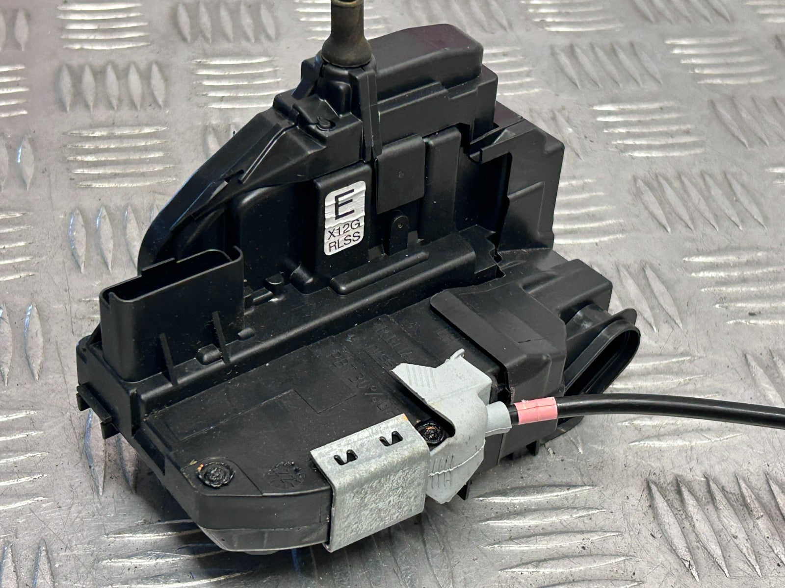 47541483