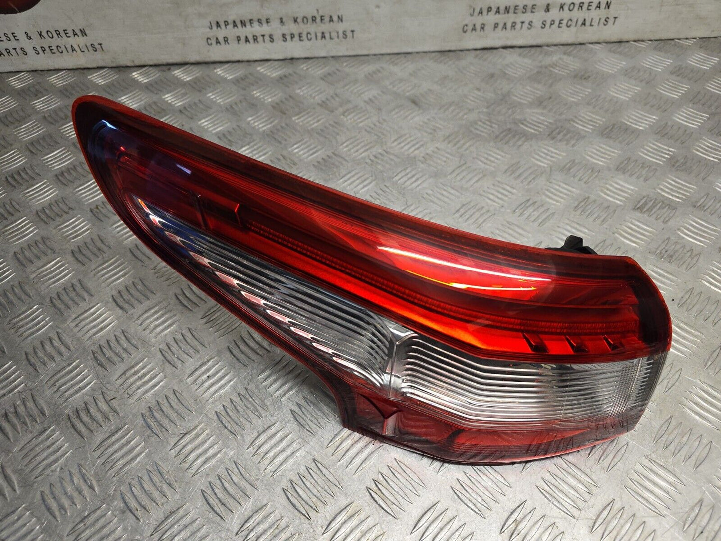 NISSAN QASHQAI J11 2014-2017 PRE-FACELIFT PASSENGERS REAR OUTER BODY LED LIGHT