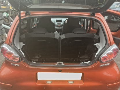 2013 TOYOTA AYGO MK1 1.0 PETROL 5 SPEED MANUAL DOOR VEHICLE FOR BREAKING AND PARTS