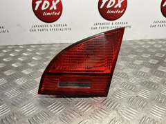 Kia Venga (YN) 2010-2019 Genuine Driver Side Rear Boot Tailgate Light - photo 1 of 7