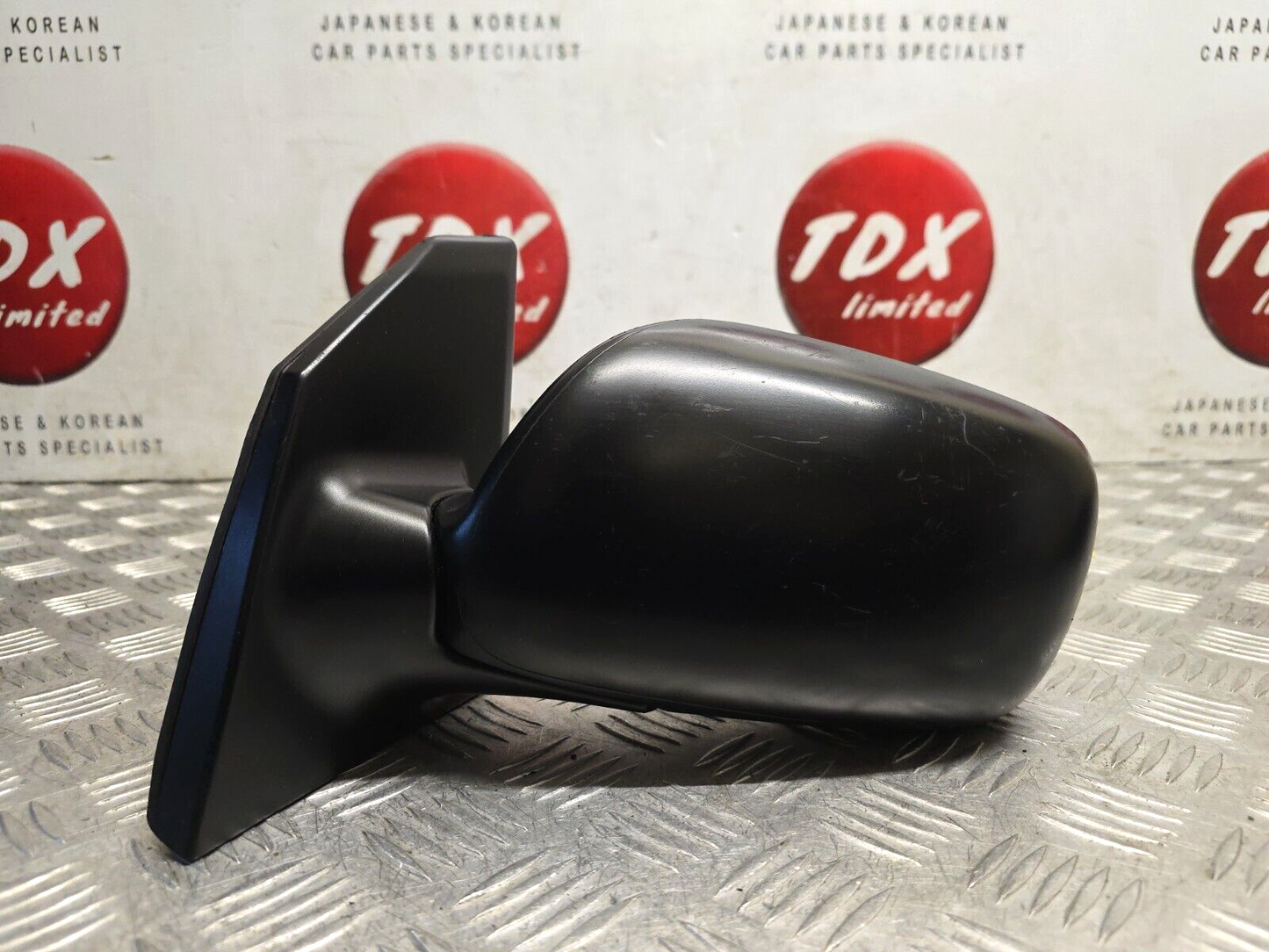 TOYOTA COROLLA E12 2002-2006 GENUINE PASSENGERS SIDE MANUAL FOLD WING MIRROR