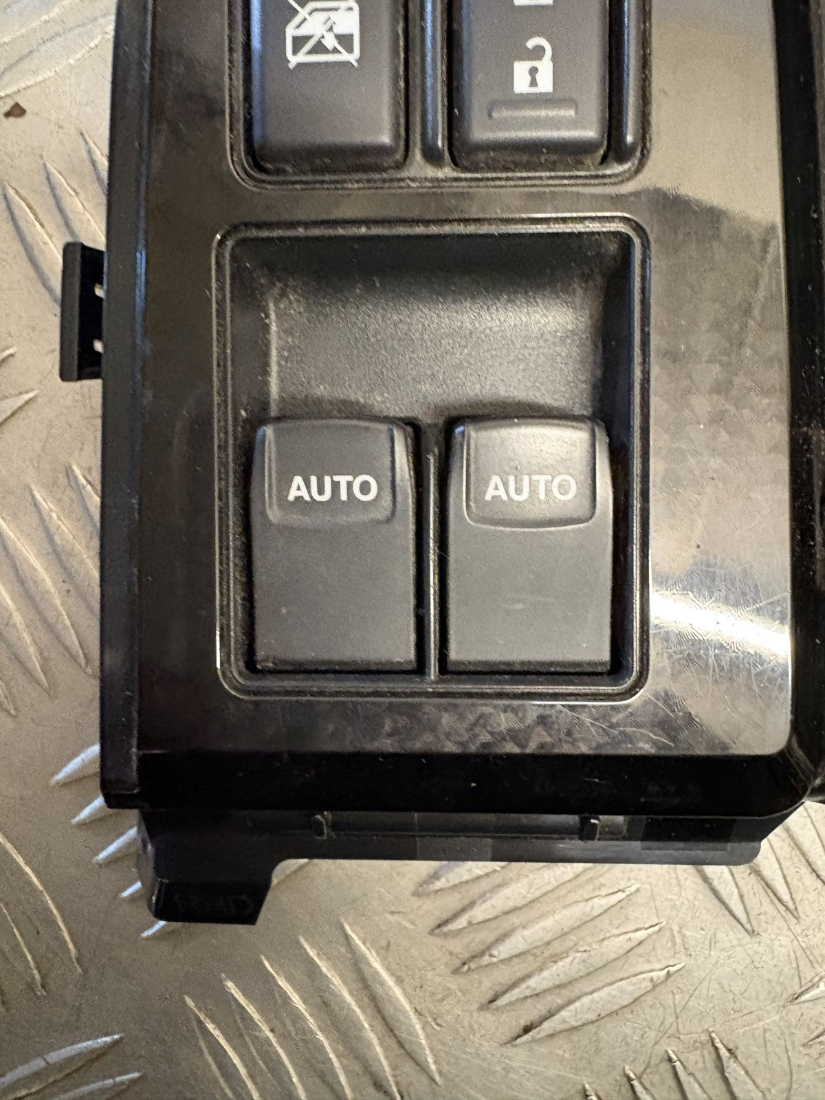 47749636
