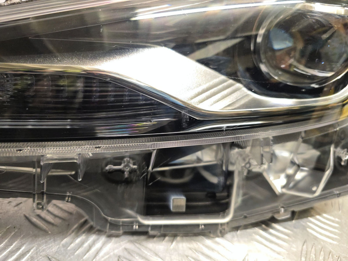 Toyota Prius XW50 MK4 2019-2022 Passengers LED Headlight + Ballast 81185-47850 - photo 3 of 14