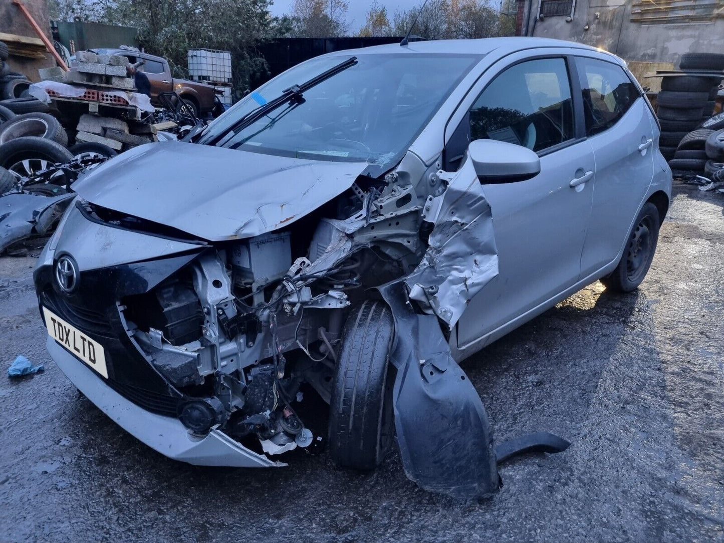 2017 TOYOTA AYGO MK2 VVT-I X-PLAY 1.0 PETROL 5 SPEED MANUAL FOR PARTS SPARES