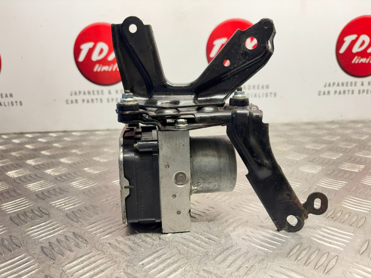 Toyota Yaris XP210 MK4 2020-2023 1.5 Hybrid ABS Pump 0 265 291 658/44510-K0150 - photo 5 of 10