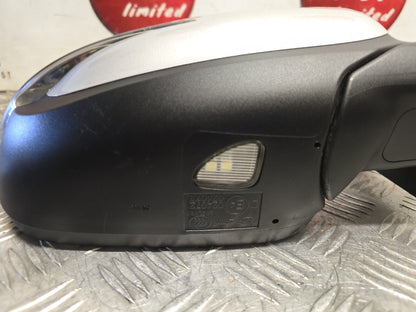 Kia Carens Rp Mk3 2013-2019 Drivers Power Fold Puddle Light Mirror 3D Silver 5