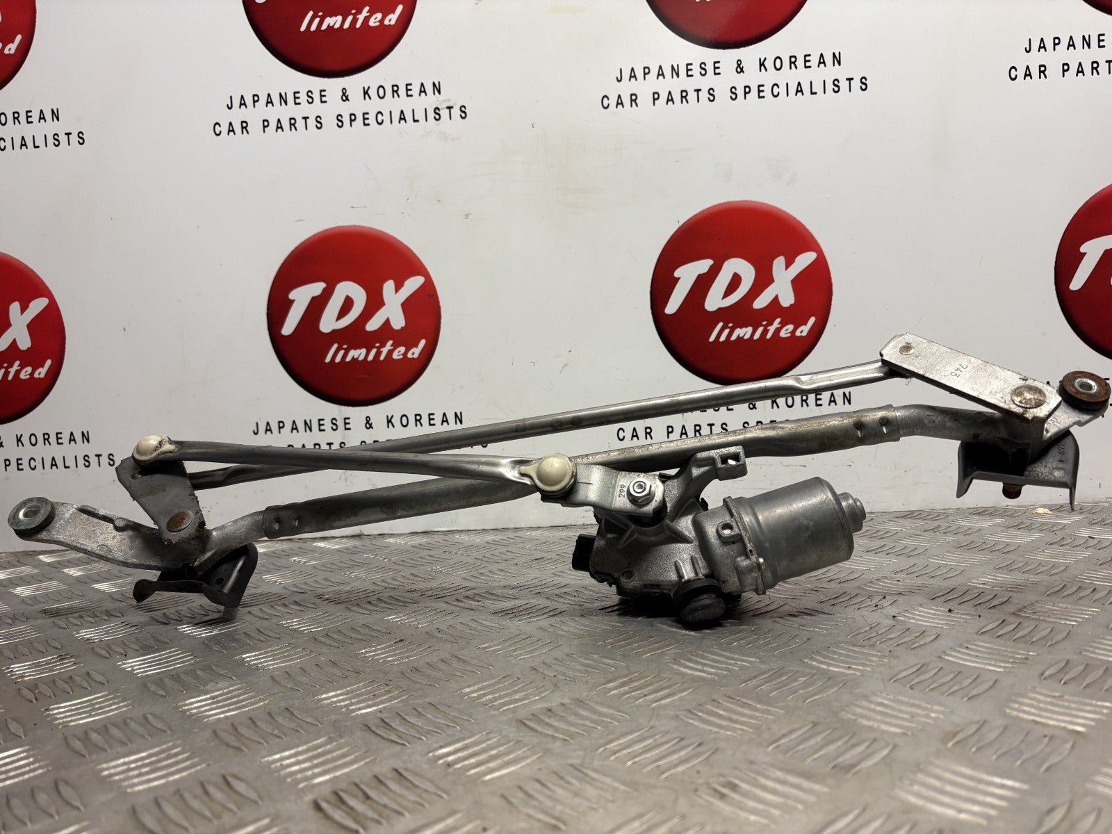 Toyota GT86 2012-2020 Genuine Front Wiper Motor Linkage Mechanism - photo 8 of 9