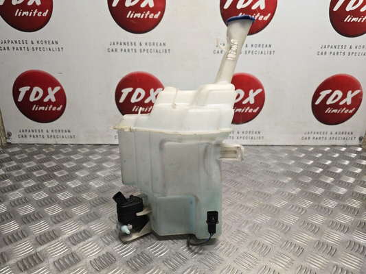 KIA CEED (JD) MK2 2012-2018 GENUINE FRONT WINDSCREEN WASHER BOTTLE TANK + MOTOR