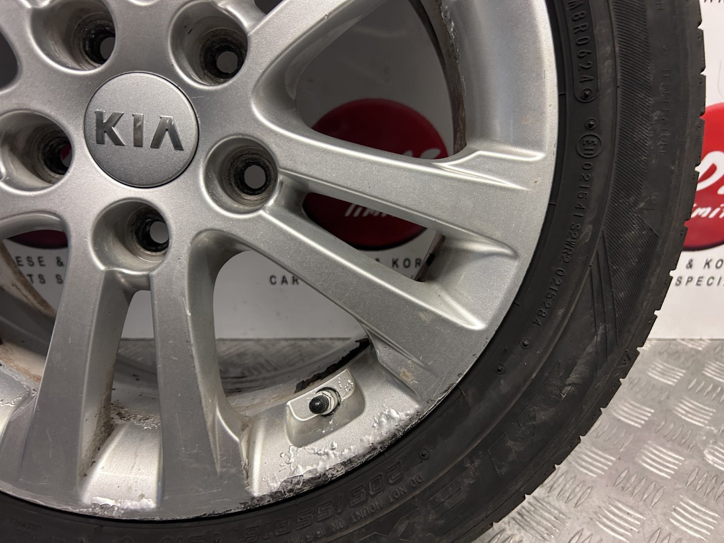 Kia Ceed Jd 2012-2017 Genuine 16" Inch Alloy Wheel 5.09Mm Tyre 205/55/16 6