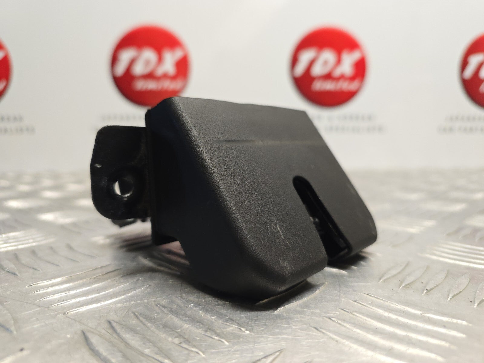 Aazon.co: Trunk Lid Release Switch Hatch Button Trunk Boot Lid