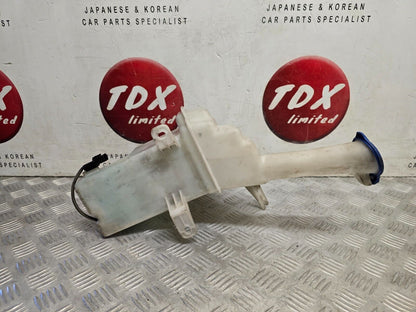 Kia Ceed Mk2 2012-2018 Genuine Windscreen Washer Bottle Tank + Motor 98610-A2000 5