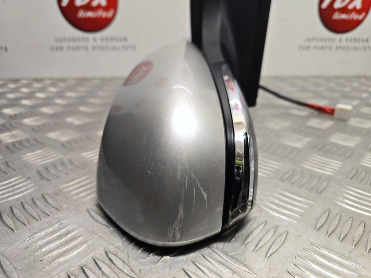 Toyota Prius MK4 2016-2022 Drivers Side Power Fold Mirror 1F7 Silver 87910-47360 - photo 5 of 14