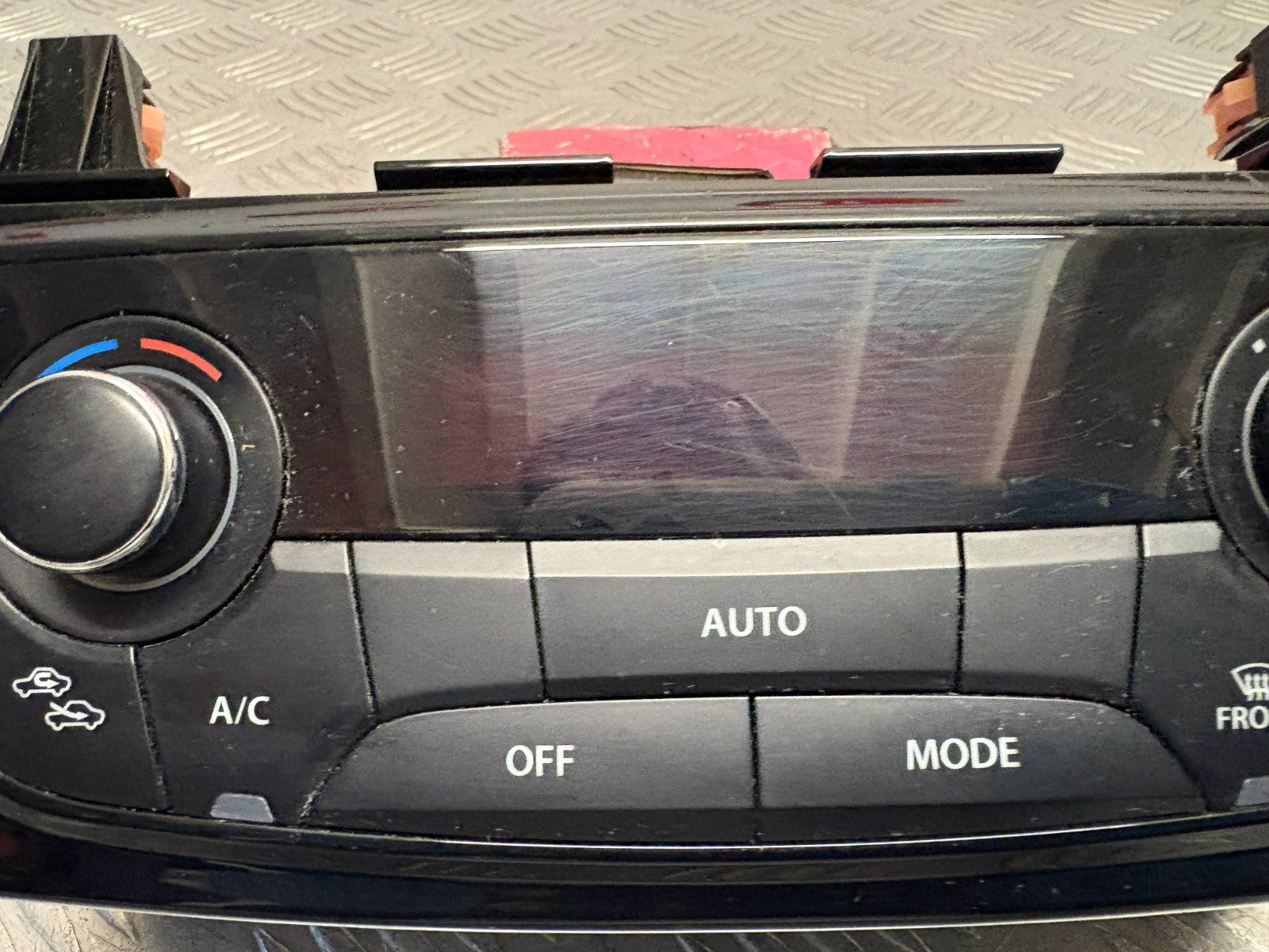 Suzuki Vitara LY MK4 SUV 2015-2019 AC Heater Climate Control Panel - photo 3 of 11