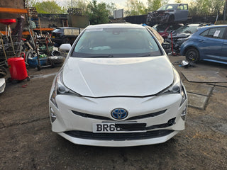 Toyota Prius Hybrid 2016-2018 Complete Front End Parts Bumper Bonnet Headlights - photo 1 of 3