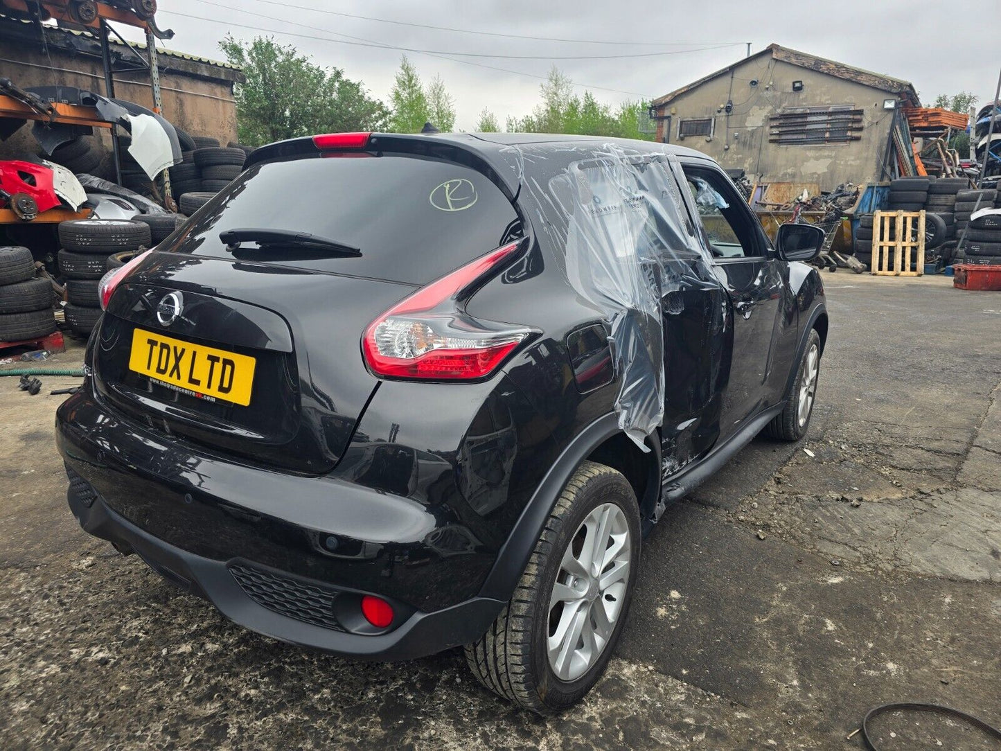 2017 NISSAN JUKE F15 N-CONNECTA XTRONIC 1.6 PETROL 5 SPEED CVT AUTO PARTS SPARES