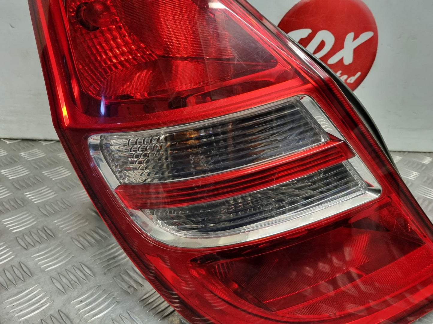 HYUNDAI I30 (FD) 2007-2011 HATCHBACK GENUINE PASSENGERS SIDE REAR OUTER LIGHT