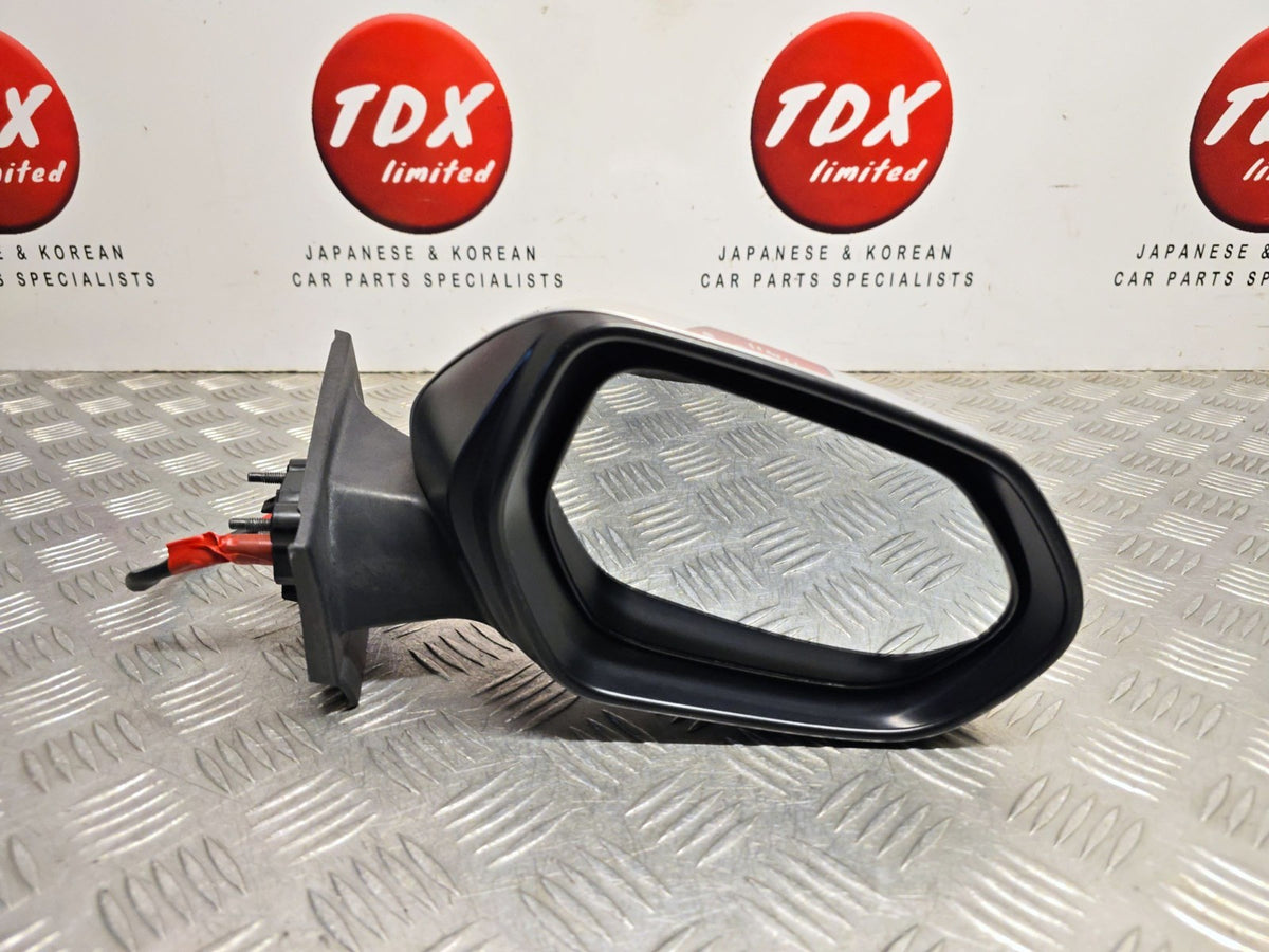 Toyota Prius MK4 2016-2022 Drivers Side Power Fold Mirror 1F7 Silver 87910-47360 - photo 10 of 14