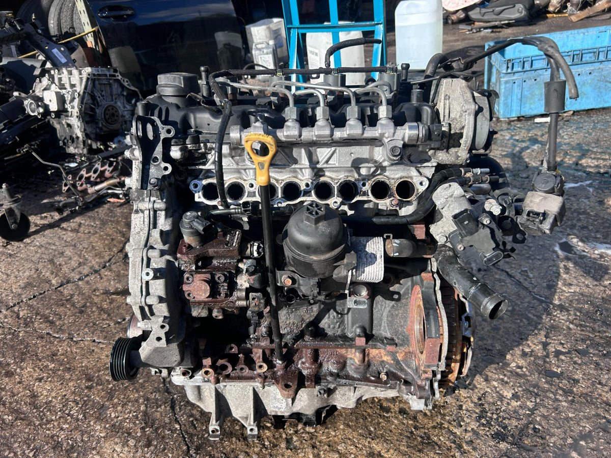 Kia Sportage MK3 2010-2015 1.7 Diesel D4FD Euro 5 Genuine Low Milage Bare Engine - photo 2 of 6
