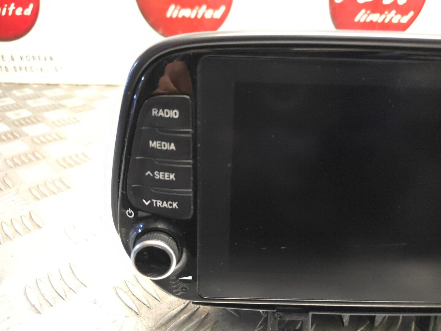 HYUNDAI TUCSON MK3 2018-2020 SAT NAV MULTIMEDIA HEAD UNIT + SD CARD 96560D7822