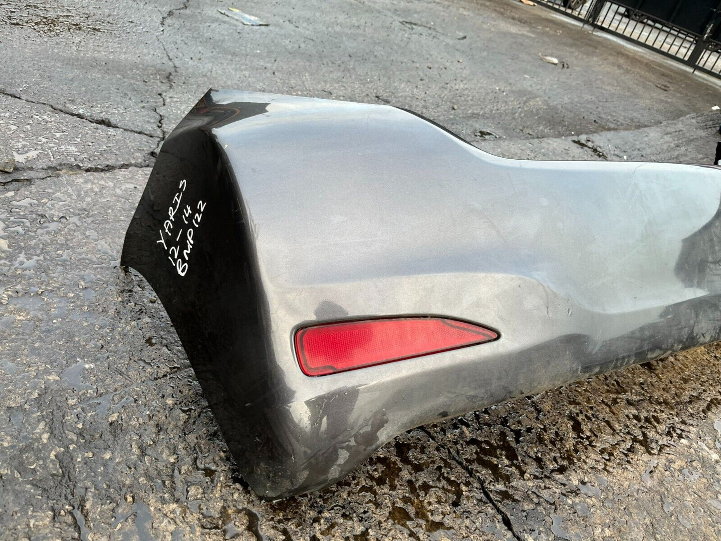 TOYOTA YARIS MK3 2012-2014 GENUINE COMPLETE REAR BUMPER 1G3 GREY COLLECTION