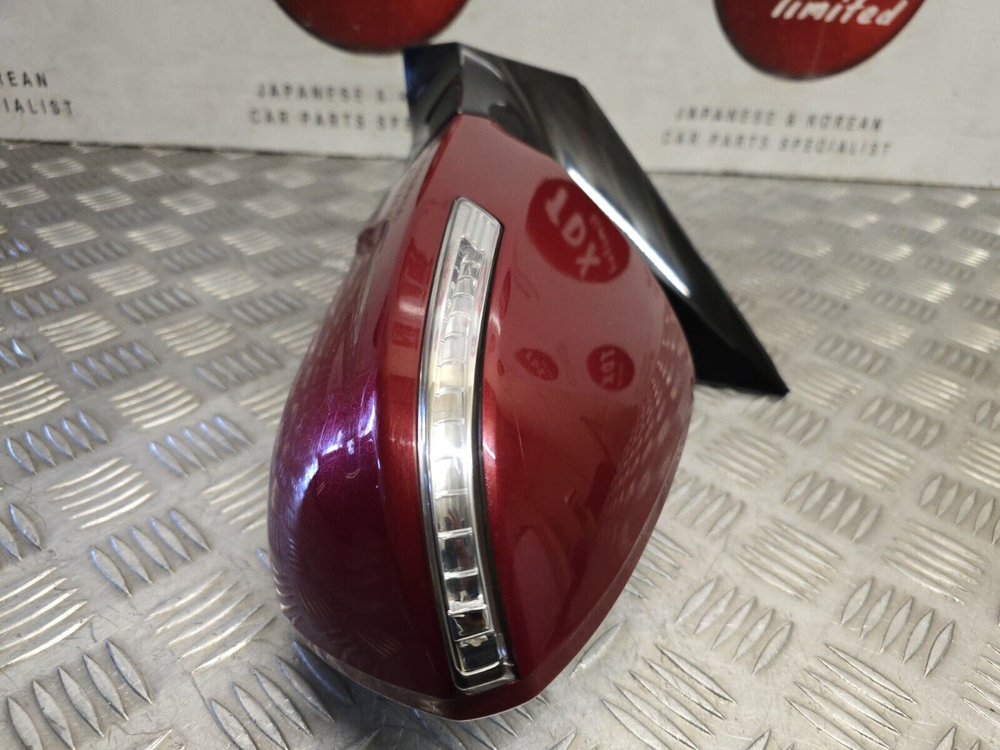 HYUNDAI I40 VF 2011-2019 GENUINE PASSENGERS SIDE POWER FOLD WING MIRROR VR6 RED