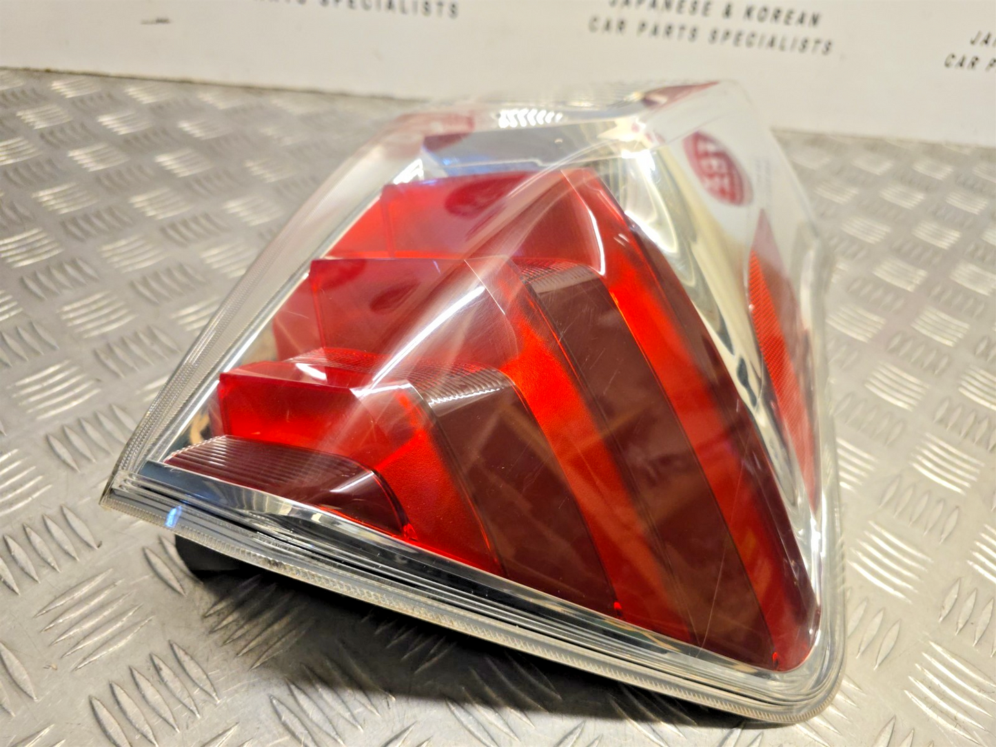 Toyota Prius Plus MK1 FL 2015-2020 Passengers Rear Outer Brake Light 81561-47252 - photo 6 of 9