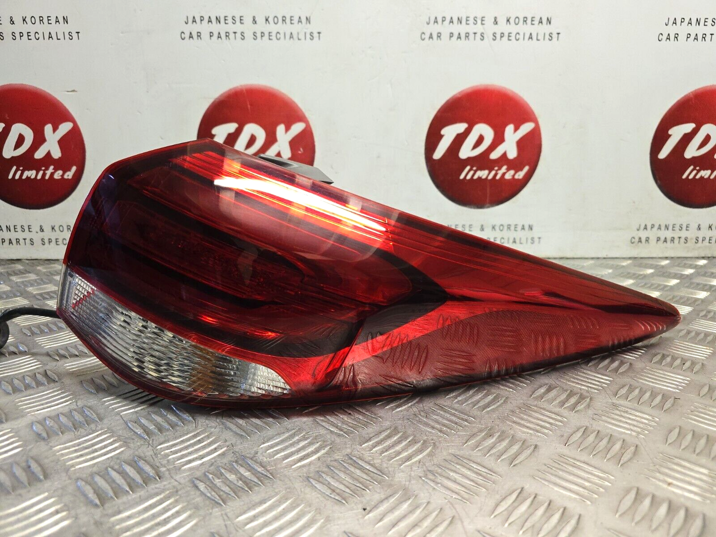 Hyundai I40 Estate 2015-2019 Facelift Genuine Drivers Rear Outer Led Brake Light 1