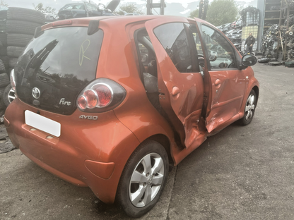 2013 TOYOTA AYGO MK1 1.0 PETROL 5 SPEED MANUAL DOOR VEHICLE FOR BREAKING AND PARTS