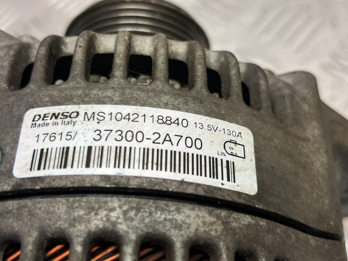 Kia Venga YN MK1 FL 2015-2019 1.4 Diesel D4FC Euro 6 Alternator 37300-2A700 - photo 6 of 8