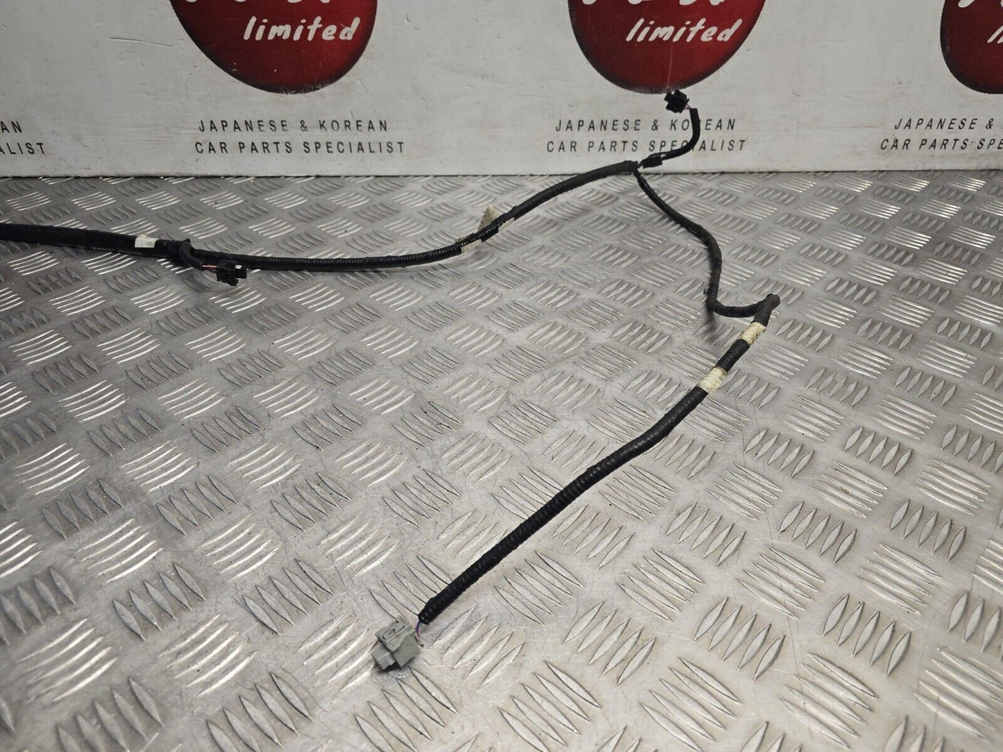 TOYOTA COROLLA MK12 2019-2024 GENUINE REAR BUMPER SENSOR WIRING LOOM 8216902110