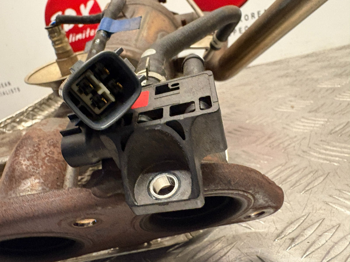 Toyota Corolla E210 MK12 2023-2026 1.8 2ZR-FXE Exhaust Manifold Cat Convertor - photo 2 of 10